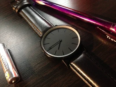 niebieski_bajtel - @thisisthesix: Rozumiem, że ta bateria napędza ten zegarek :)