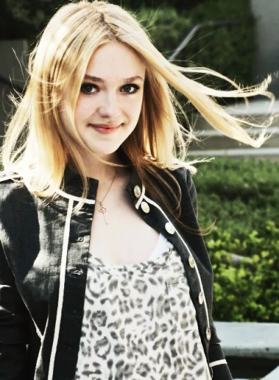 SiekYersky - Fanning <3 

#dakotafanning