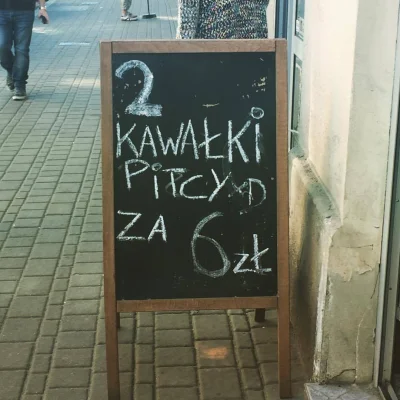 troxx - Przyznać się śmieszki, która/który to? ( ͡° ͜ʖ ͡°) 
#krakow #pizza #pitca #h...