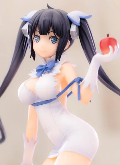 lmao - Prototyp figurki.
#randomanimeshit #danmachi #dungeonnideaiwomotomerunowamach...