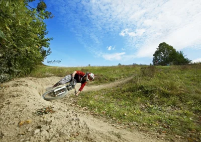 Edd3k - #gravityrevolt #bikeboners #downhill #rower #sport #slopnice