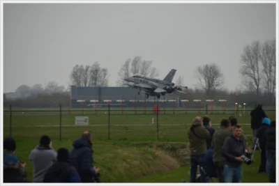 RockyZumaSkye - #lotnictwo #aircraftboners #heheszki #wojsko

Polski F-16 podczas l...