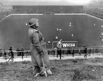 Pshemeck - Charlton vs Arsenal 1940 rok. 

#arsenal #charlton #historianazdjeciach