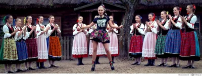 Mowi - ta max z lewej to najlepsza Polka, 100% CZYSTEJ KRWI PRADAWNYCH SŁOWIAN

#beka...