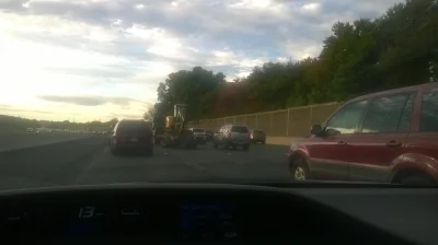 Taco_Polaco - @kodekscywilny: Korek o 5:20 rano na 5 pasmowej autostradzie tak ze 3 k...