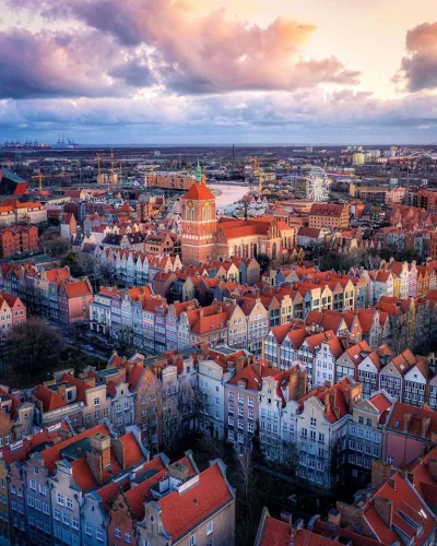 Castellano - Gdańsk. Polska
foto: alex.snaps.colours
#fotografia #cityporn #gdansk ...