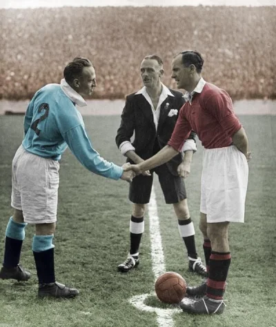 PlayTheGame - Manchester United - Manchester City, 1947 rok #united #city #premierlea...