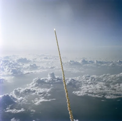 d.....4 - Start promu Challenger (STS-7), 18 czerwca 1983.

#kosmos #wahadlowce #ch...