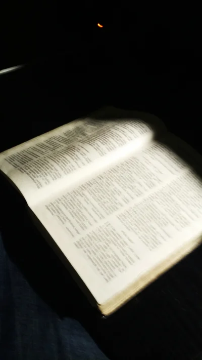 Adom007 - czytam se Biblię :) a co tam u Was? :)
#czytajzwykopem #biblia #wiara #reli...