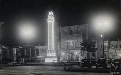 MiejscaWeWroclawiu - Dworzec Główny we #wroclaw w 1938 roku. 

#miejscawewroclawiu ...