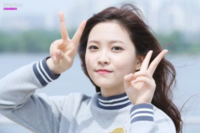 K.....o - #yeri #redvelvet 
#koreanka