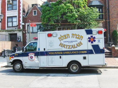 eddie-bauer - żydzi w NY mają swoją policję, która obstawia synagogi podczas nabożeńs...