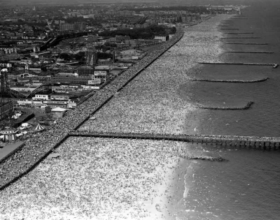 lennyface - #zdjecia #usa

Coney Island, July 4, 1946