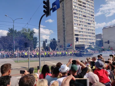 MentorPL - W sumie nie żałuję, że byłem. Ludzi mnóstwo, komunikacyjny dramat.

Wielki...