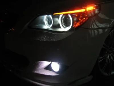 przemek6085 - Najładniejsze BMW, kocham te wiecznie podświetlone kierunkowskazy.
#sa...