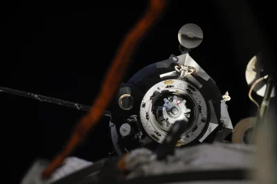 d.....4 - 10 września 2013 - Soyuz TMA-08M (exp. 37) po oddokowaniu od modułu Poisk. ...
