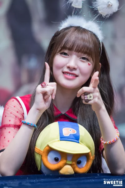 K.....o - #arin #ohmygirl 
#koreanka