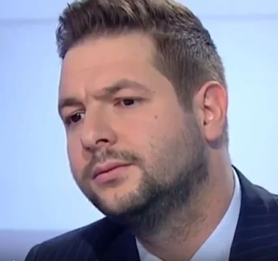 Magromo - @k1fl0w: Reakcja Jakiego na plot-twist to czyste złoto xD
 Ale... to jest.....