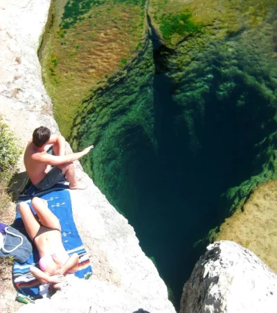 Aplasidon - Ja nie wskoczę? Potrzymaj mi piwo... Jacob's Well, Teksas, #usa #ciekawos...