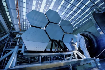 ColdMary6100 - James Webb Space Telescope (JWST – Kosmiczny Teleskop Jamesa Webba) to...