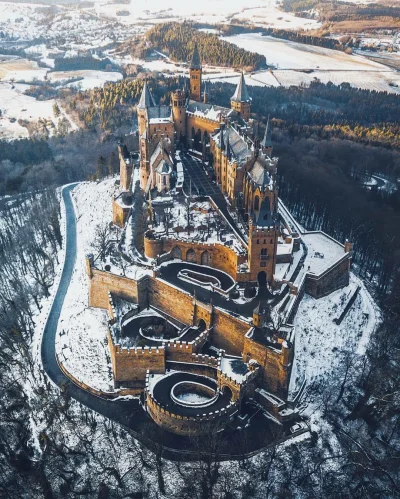 Pani_Asia - Zamek Hohenzollern w Niemczech!

#zameknadzis #niemcy #zamek #estetyczn...