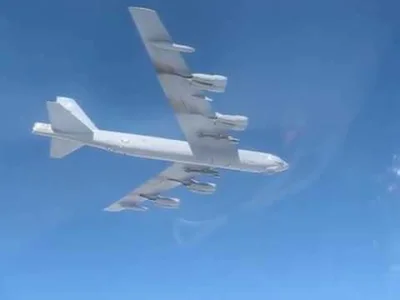 konik_polanowy - Przechwycenie B-52 przez Ruskich 

#lotnictwo

SPOILER