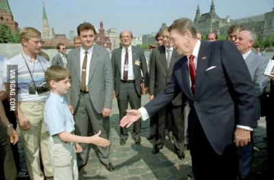 P.....r - #ciekawostka na dziś:

Pierwsza podróż prezydenta Reagana do Moskwy w 198...