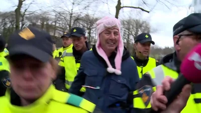 czokowafelek - Holenderska policja ujęła jakiś czas temu prowokatora terrorystów. By ...