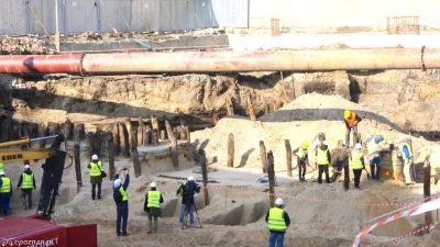 quiksilver - Poznań fosa miejska - odkrycie archeologicze na terenie budowy parkingu ...