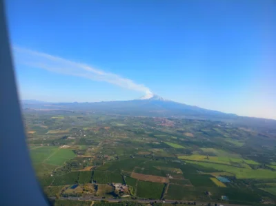 gorush - Etna z pokładu samolotu 

#gorushwpodrozy #etna #wulkan