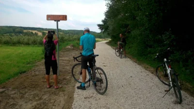 faramka - Szlak Green Velo w okolicy Klimontowa (wg znaku 31km od Sandomierza).
Odci...