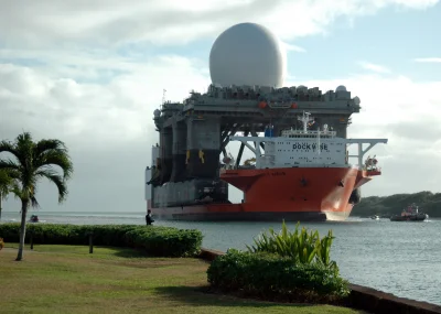 world - Radar do systemu antybalistycznego THAAD. Robi wrażenie. Statek też.
SPOILER...