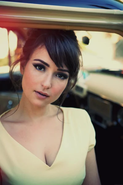 Siegel - Milana Vayntrub 
tag na reddicie
#milanavayntrub
#ladnapani #buziaboners ...