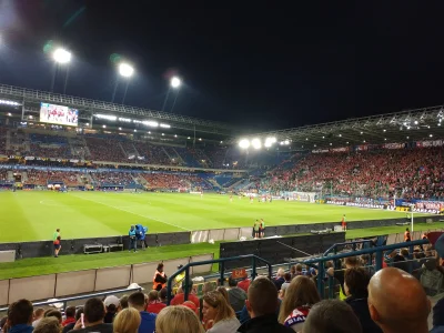 derincon - Pozdro świry ze stadionu najlepszej ligi świata XD #mecz