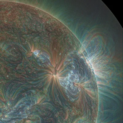 Zdejm_Kapelusz - Fotografia Słońca wykonana przez NASA w ultrafiolecie.

#fotografi...