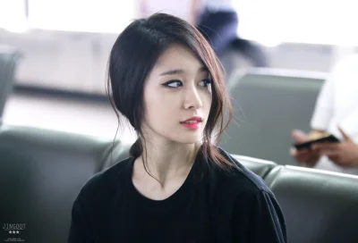 e.....a - #jiyeon #tara #koreanka