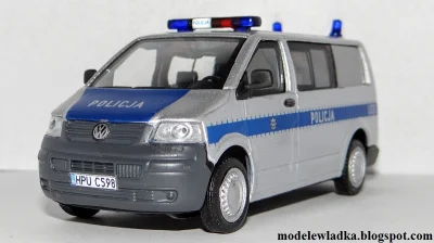 PiotrekW115 - Kolejny, już 65 model radiowozu w mojej kolekcji: Volkswagen T5 w malow...