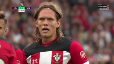 S.....T - Jannik Vestergaard - Southampton [1]:1 Manchester United
#mecz #golgif #pr...