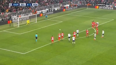 Ziqsu - Tosun
Besiktas - Monaco [1]:1

#mecz #golgif