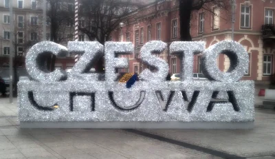 xandra - Patrzcie jakie nam fajne na Bieganie postawili (｡◕‿‿◕｡)

#czestochowa #ran...