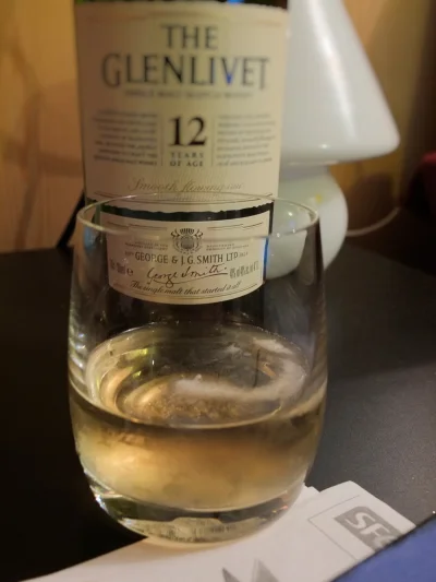 cofko - Małe coś na dzisiejszy wieczór.

#pijzwykopem #whisky #whiskyboners #glenlive...