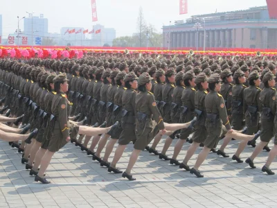Szamanplemieniatatamahuja - #koreapolnocna #ladnapani #nogi #komunizmboners #militari...