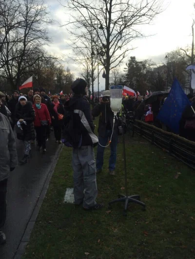 G.....M - Czoło marszu pod sejmem, a końcówka pod TK. Dzięki takim ludziom, jak na zd...