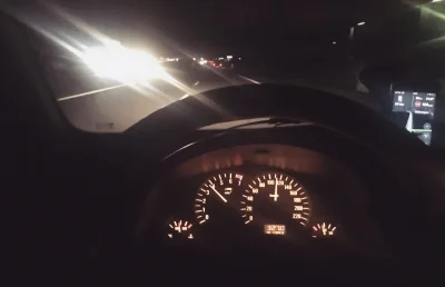 aloszkaniechbedzie - Dzisiaj bardziej oldschoolowo ( ͡° ͜ʖ ͡°) 

#nightdrive