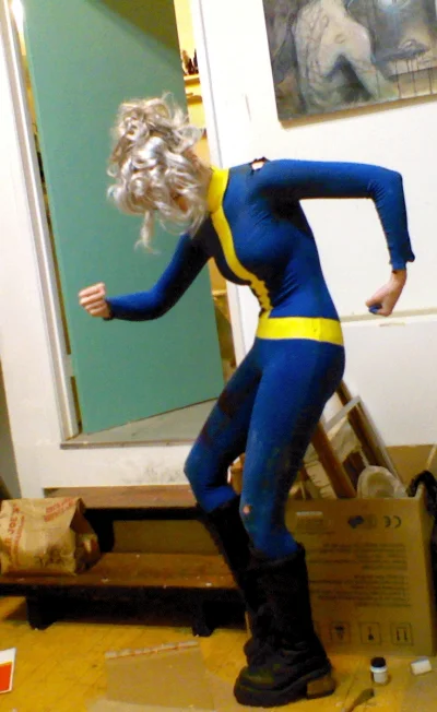 l.....a - #gry #fallout #vaultboy #cosplay #gif