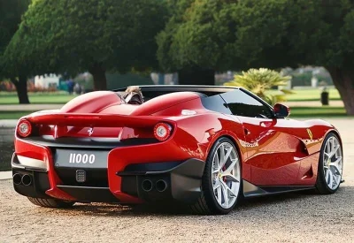 R.....l - Ferrari F12 (｡◕‿‿◕｡)

#carboners #samochody #zdjecia #motoryzacja #fotogr...