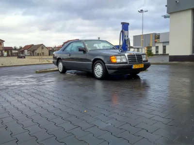 BySpeedy - W koncu na święta umylem auto. ( ͡° ͜ʖ ͡°)

#220ce #mercedesspam #w124