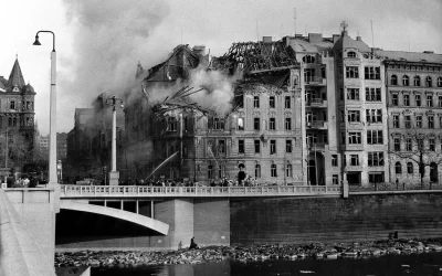 Nemezja - #fotohistoria
Czeska Praga po amerykańskim bombardowaniu - 14 lutego 1945
...