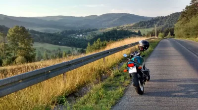 Przedmidorrr - Pozdrowienia z gór Mireczki ( ͡° ͜ʖ ͡°)

#zdjecia #motocykle #motory...