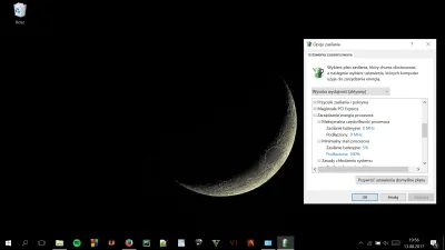 fetozaur - Zauważyłem taką opcję właśnie w windows 10 (Lenovo z51-70), jak "maksymaln...